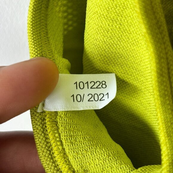 NWT Outdoor Voices Men's Green Apple Seamless Pique Tank Top Size Large - Picture 8 of 10